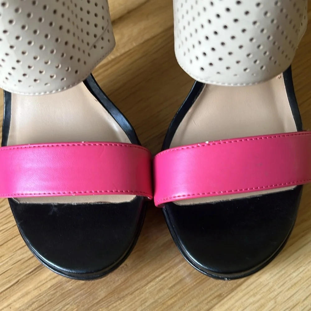 Juicy Couture Catarahice 4” Stiletto Heels, Tan/Bright Pink/Black, Back Zip Sz 6